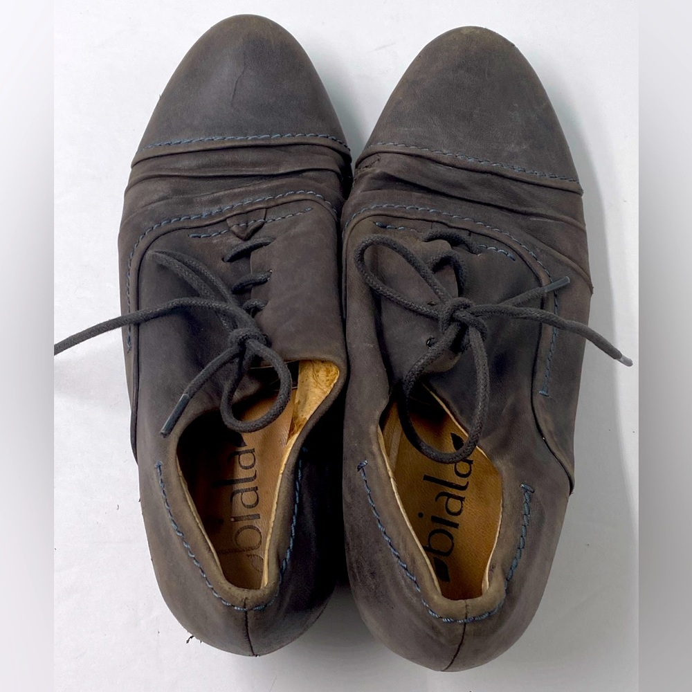 Gray size 6 1/2 Baila shoes. Good condition